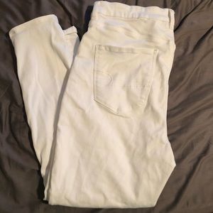 White Stretchy Skinny Jean